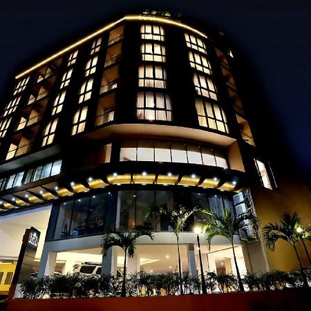 Hotel Scion Yangon Esterno foto