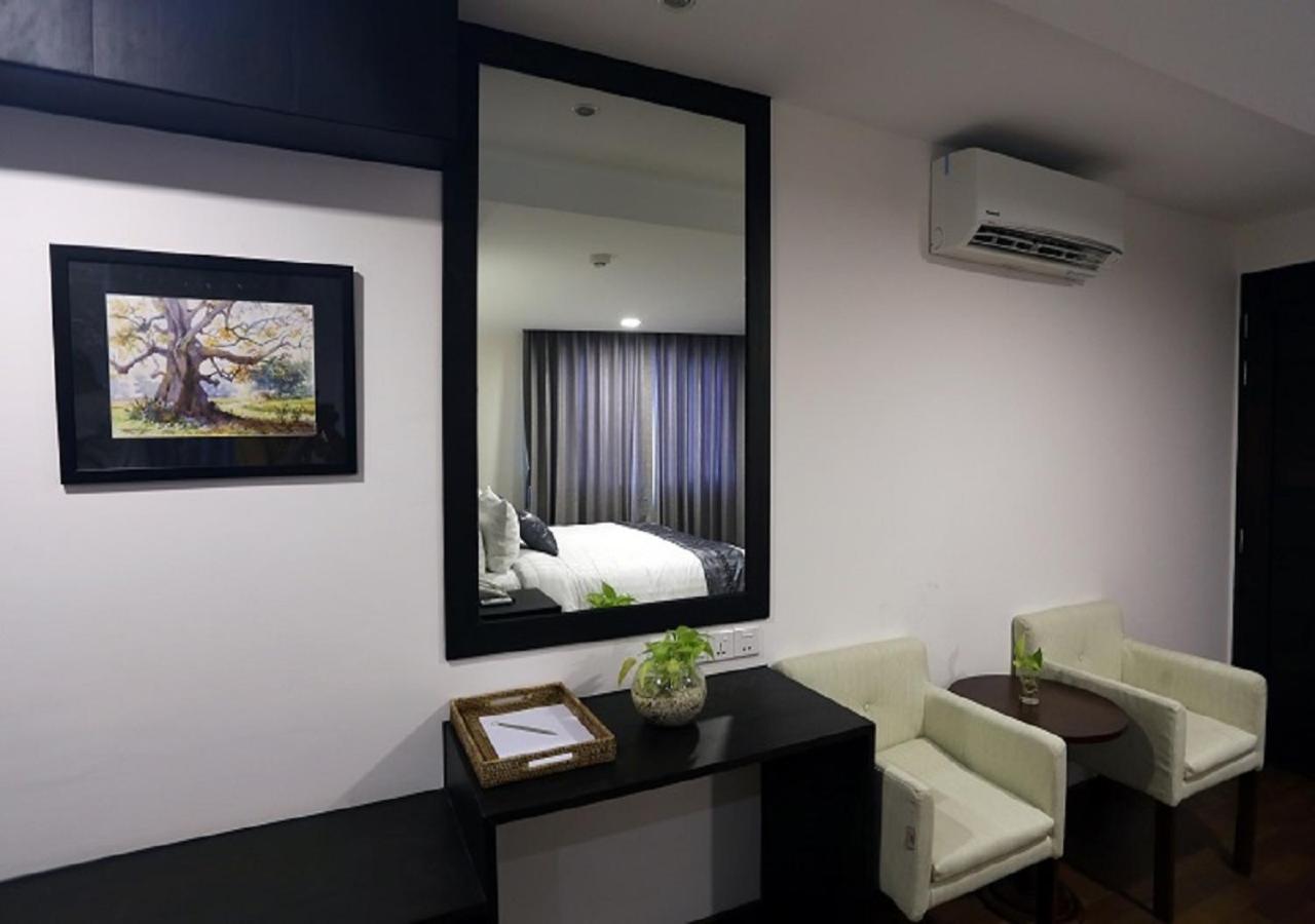 Hotel Scion Yangon Esterno foto