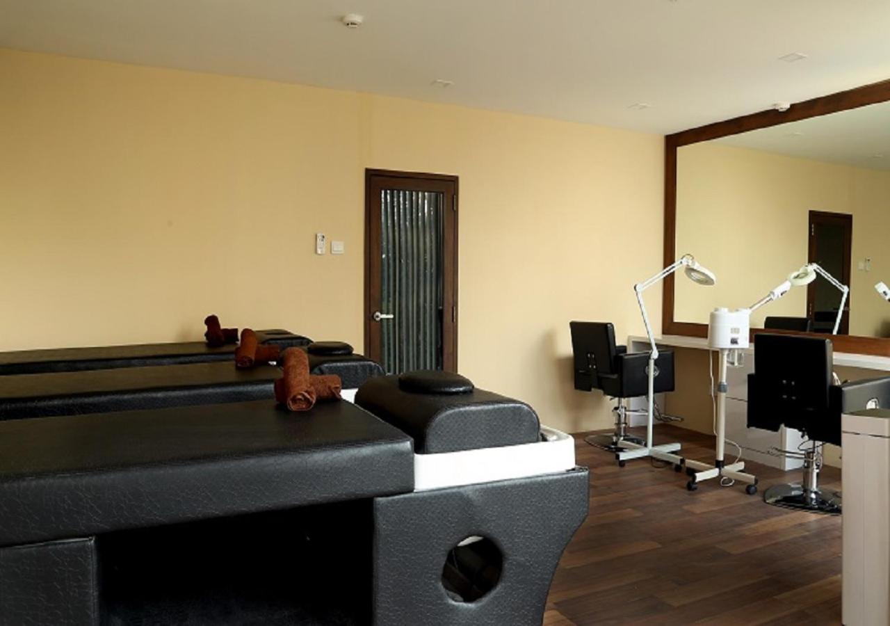 Hotel Scion Yangon Esterno foto