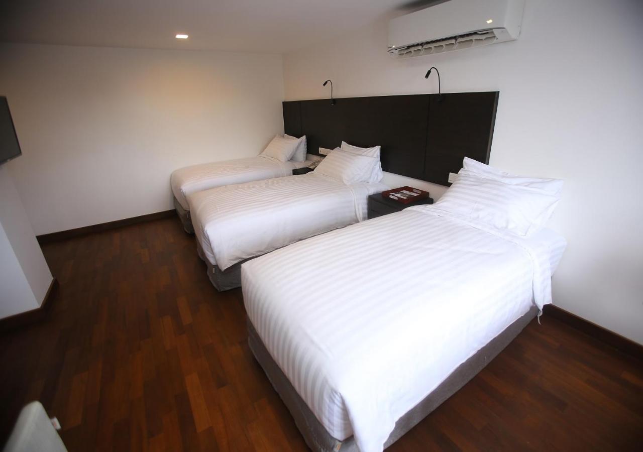 Hotel Scion Yangon Esterno foto